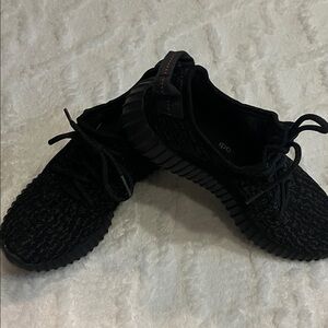 💁‍♀️WOMENS 👟adidas Black Athletic Shoes